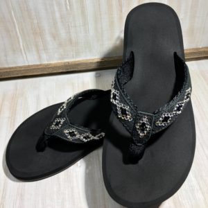 Queen of Diamonds - Black